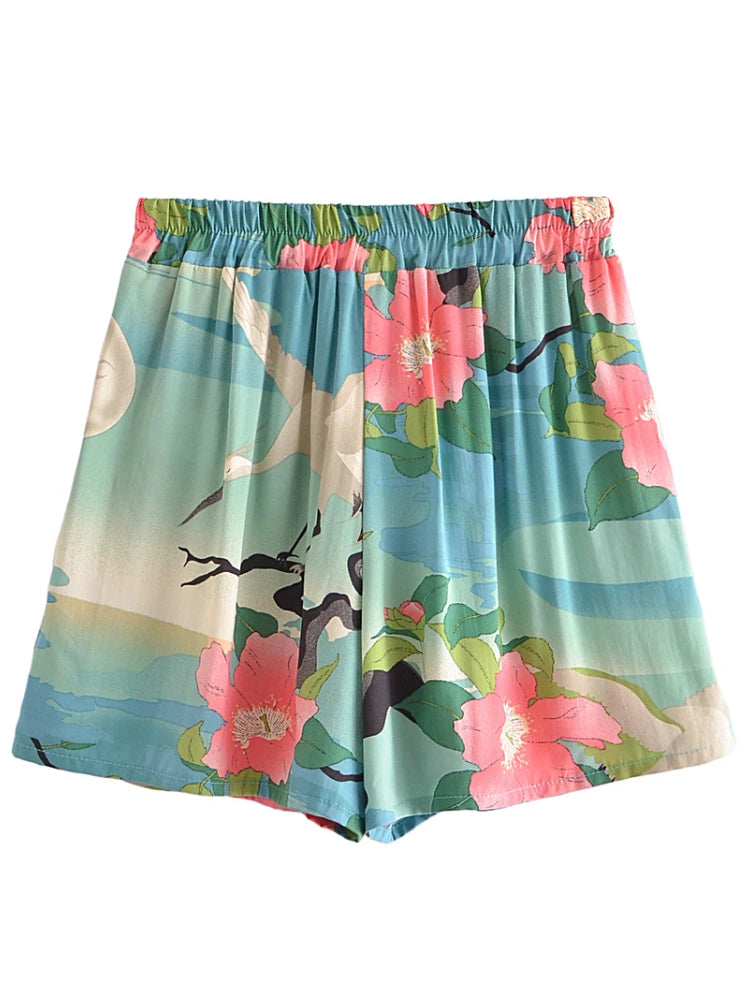 Vintage Bohemian Chic Crane Floral Print shorts