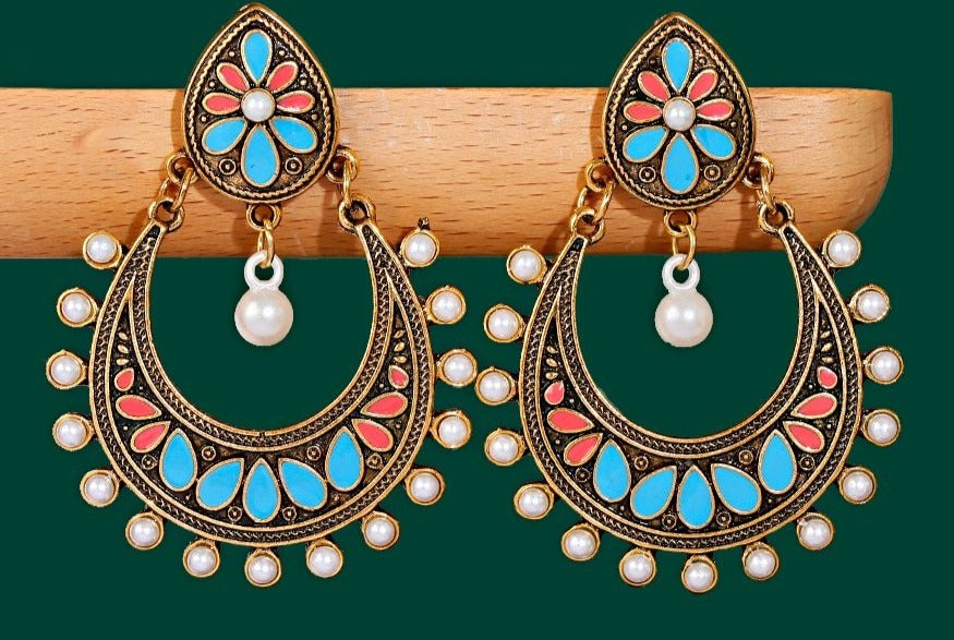 Rare Boho Crystal Pearl Junket Drop earrings