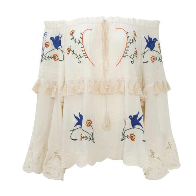 Chic White Vintage Embroidery Tassel blouse