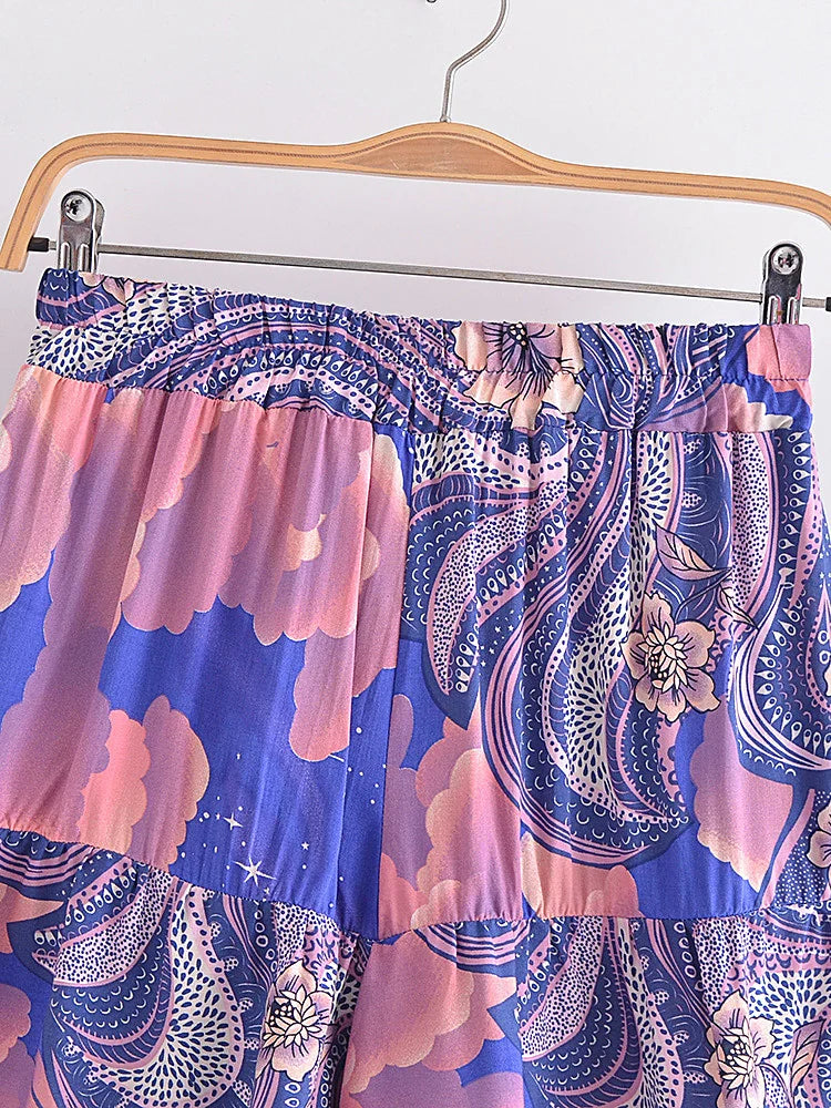 Vintage Chic Star Moon Print  Swish shorts